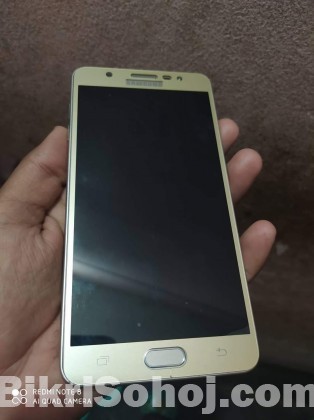 Samsung J7 Max